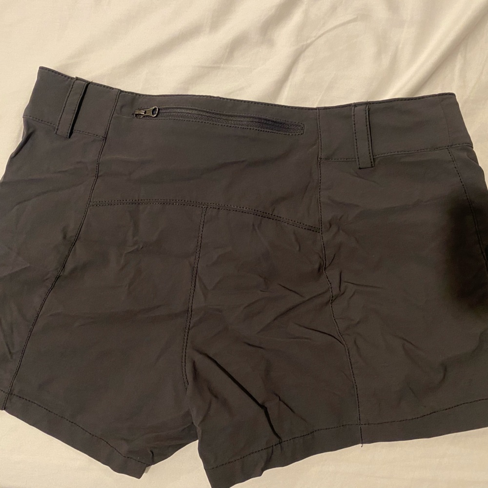 The North Face women’s hiking shorts - Picture 3 of 3